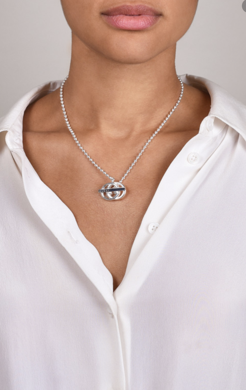 gucci britt toggle necklace